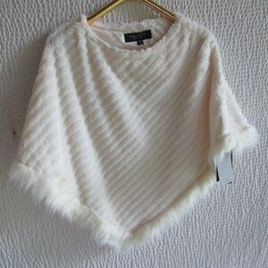 Dressy Ivory Poncho Faux Fur S/M S M Marc New York Off White Party Evening